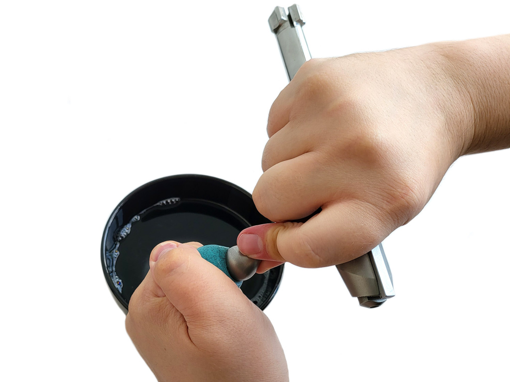 Bolt Knob установка 5.jpg Bolt Knob установка 5.jpg